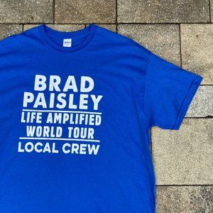 BRAD PAISLEY World Tour Local Crew Blue Band T Shirt Size XL